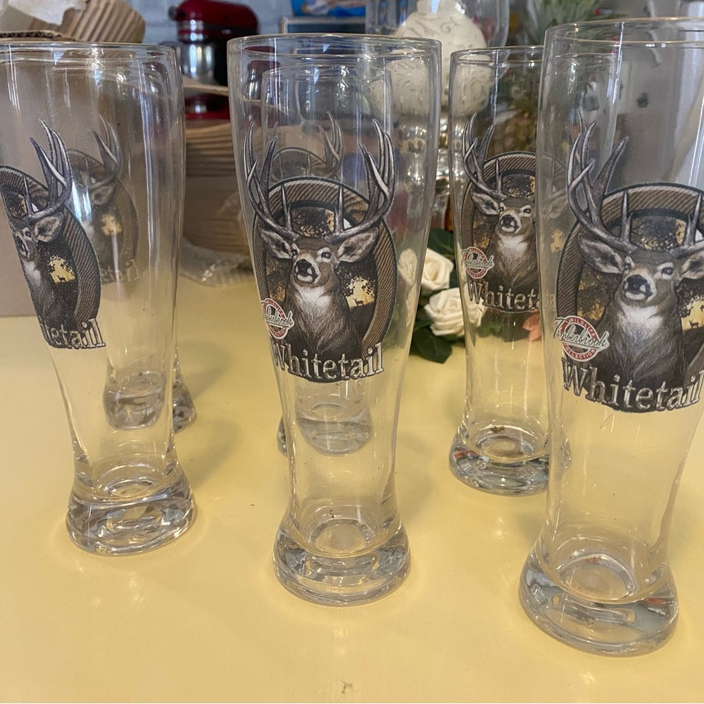 White Drinkware Set with Etched Design